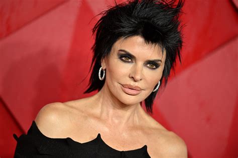 hot women selfies|Lisa Rinna Bares All (Literally) in Totally Nude New Years Selfie